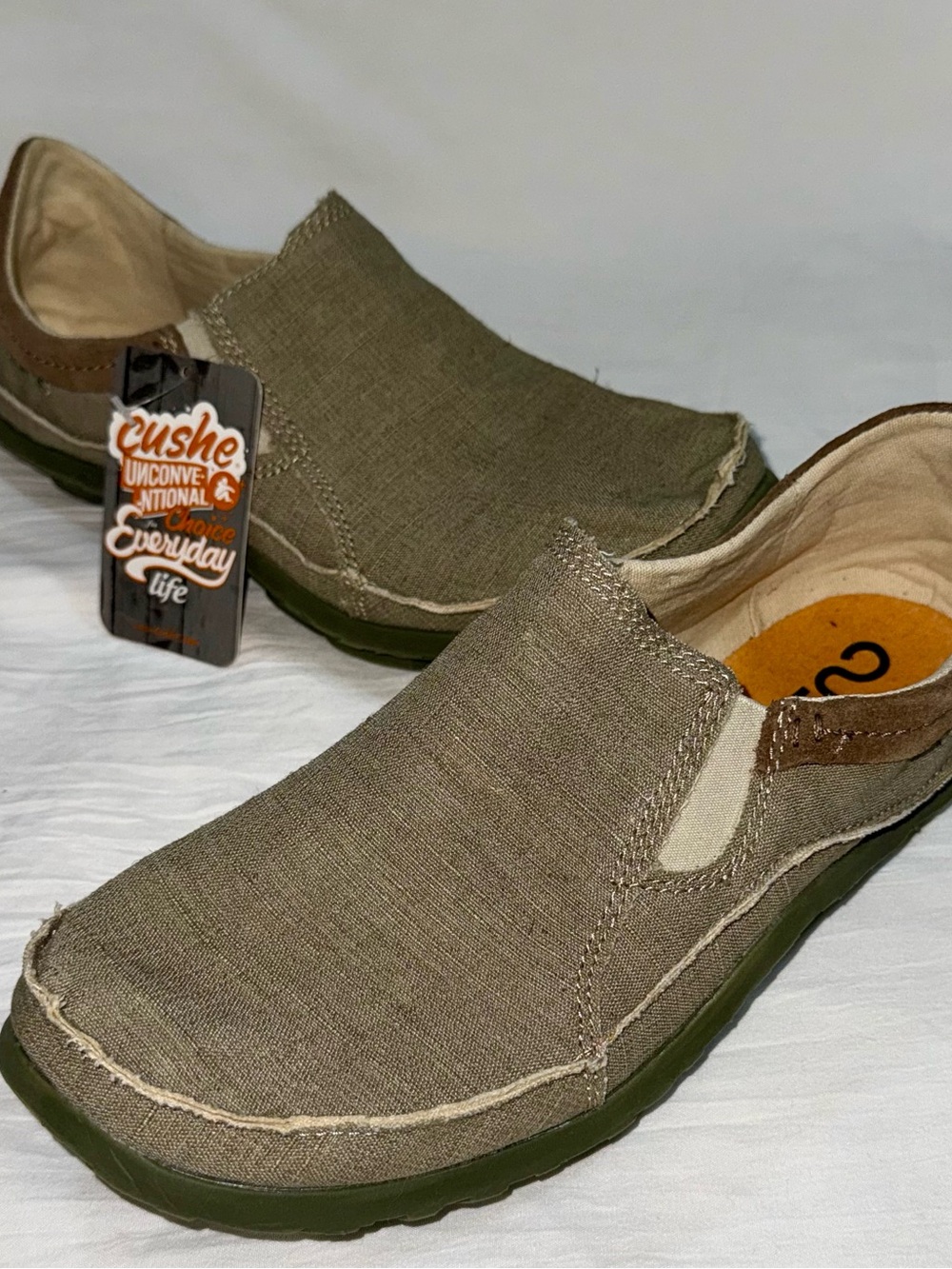 Men’s Cushe Shoes – Tan – Size 9 – New With Tags